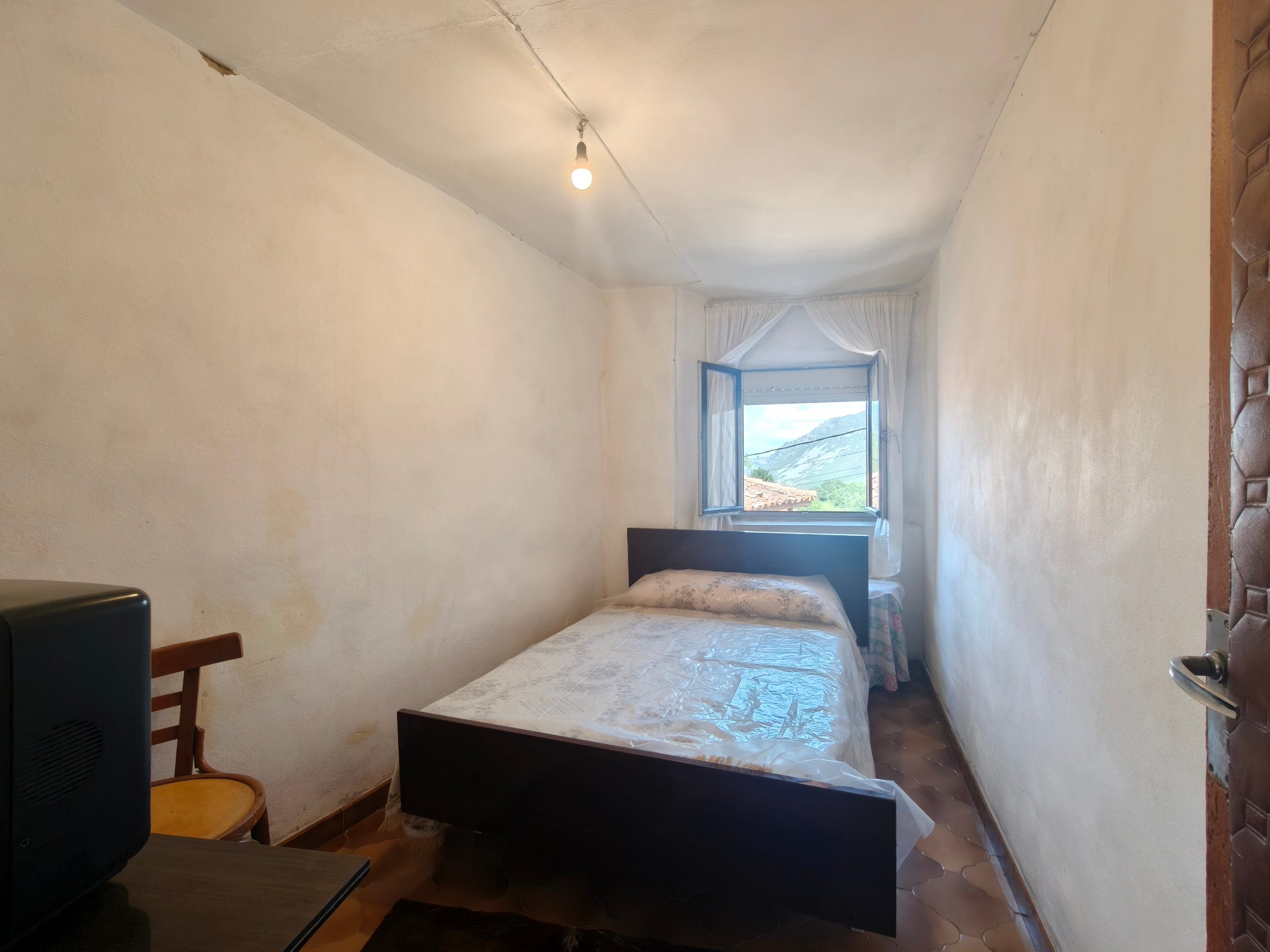 Casa con terreno a 1h de Oviedo - Foto 11