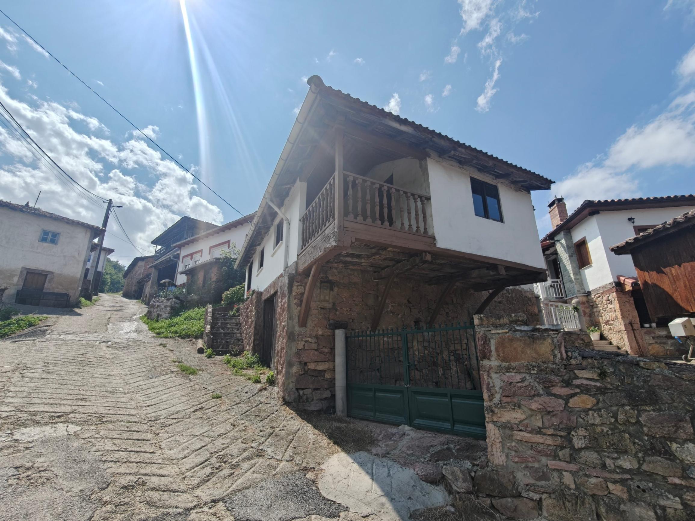 Casa con terreno a 1h de Oviedo - Foto 3