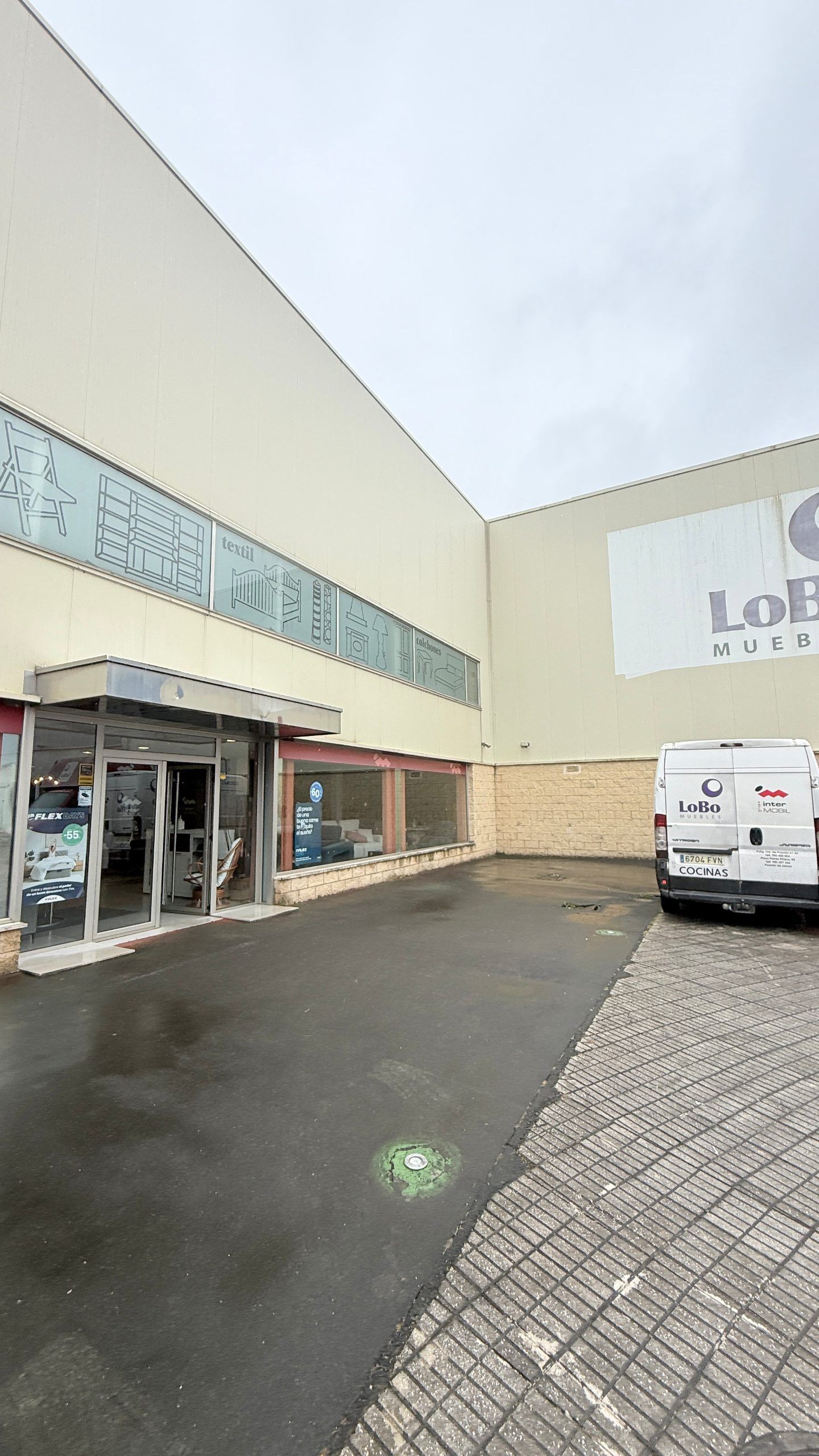 Nave industrial en funcionamiento en Llanes - Foto 44
