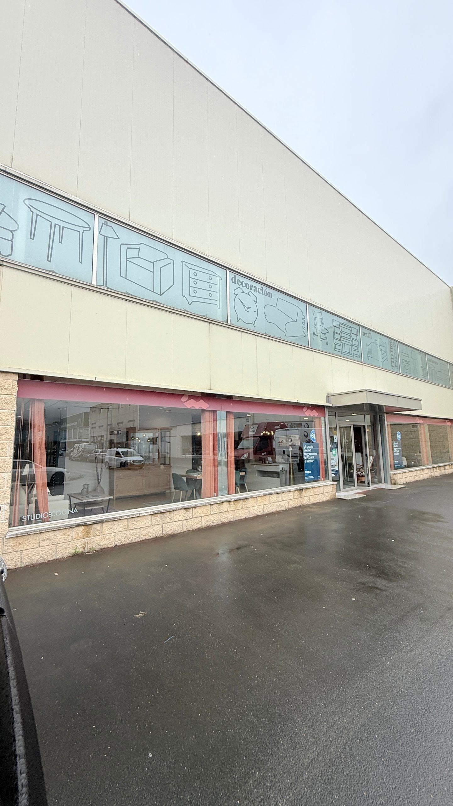 Nave industrial en funcionamiento en Llanes - Foto 45