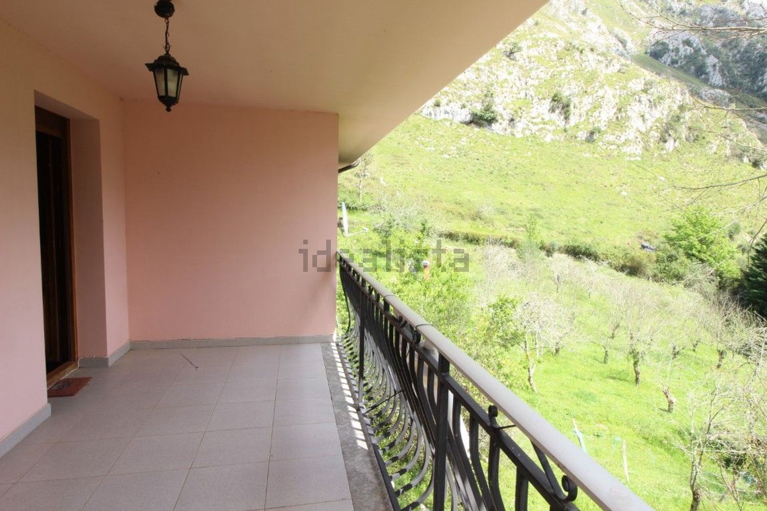 Casa con 5.522 m² de terreno y vistas a la montaña | Amieva - Foto 16