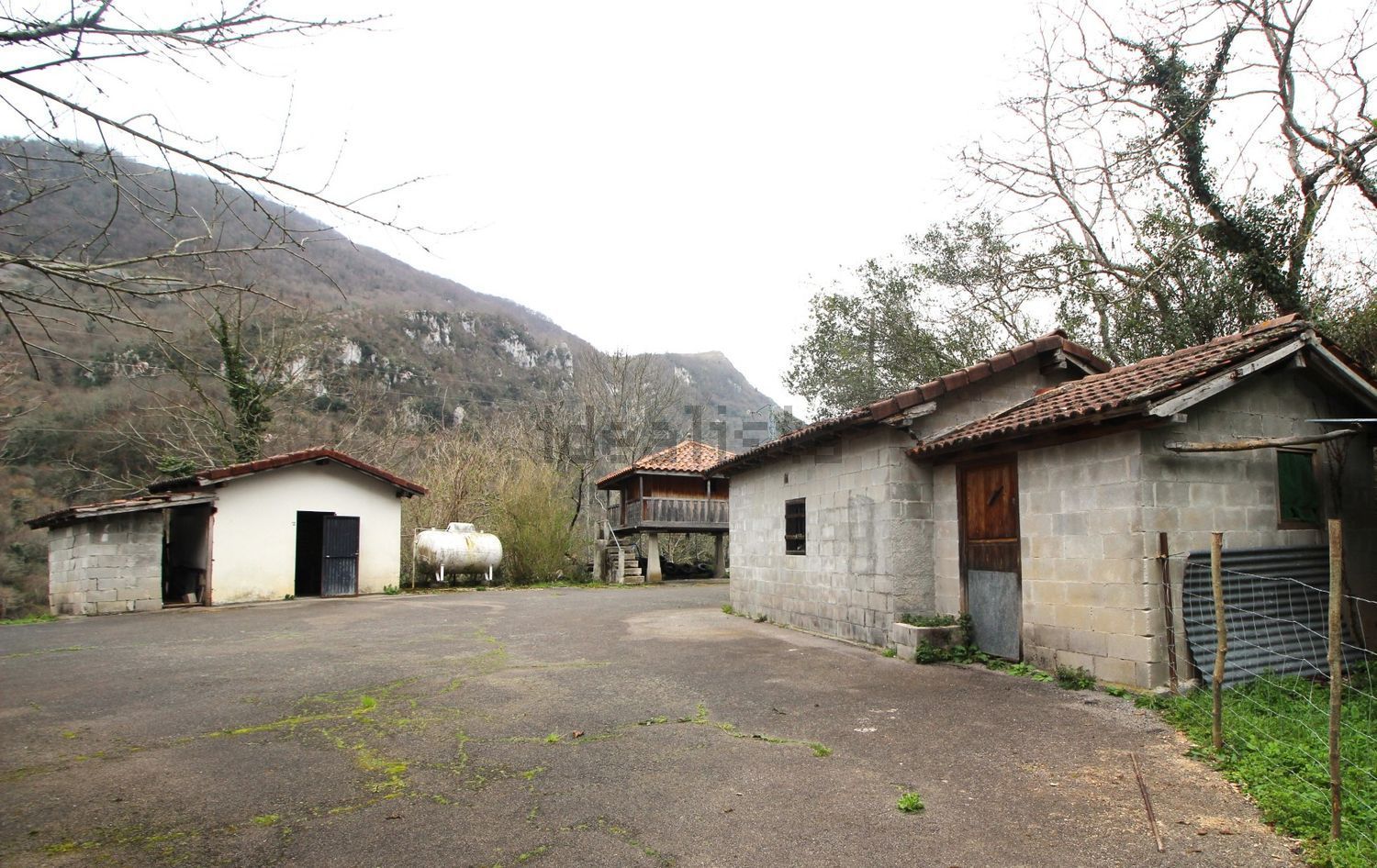 Casa con 5.522 m² de terreno y vistas a la montaña | Amieva - Foto 45