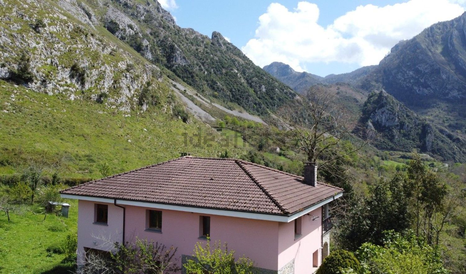 Casa con 5.522 m² de terreno y vistas a la montaña | Amieva - Foto 48
