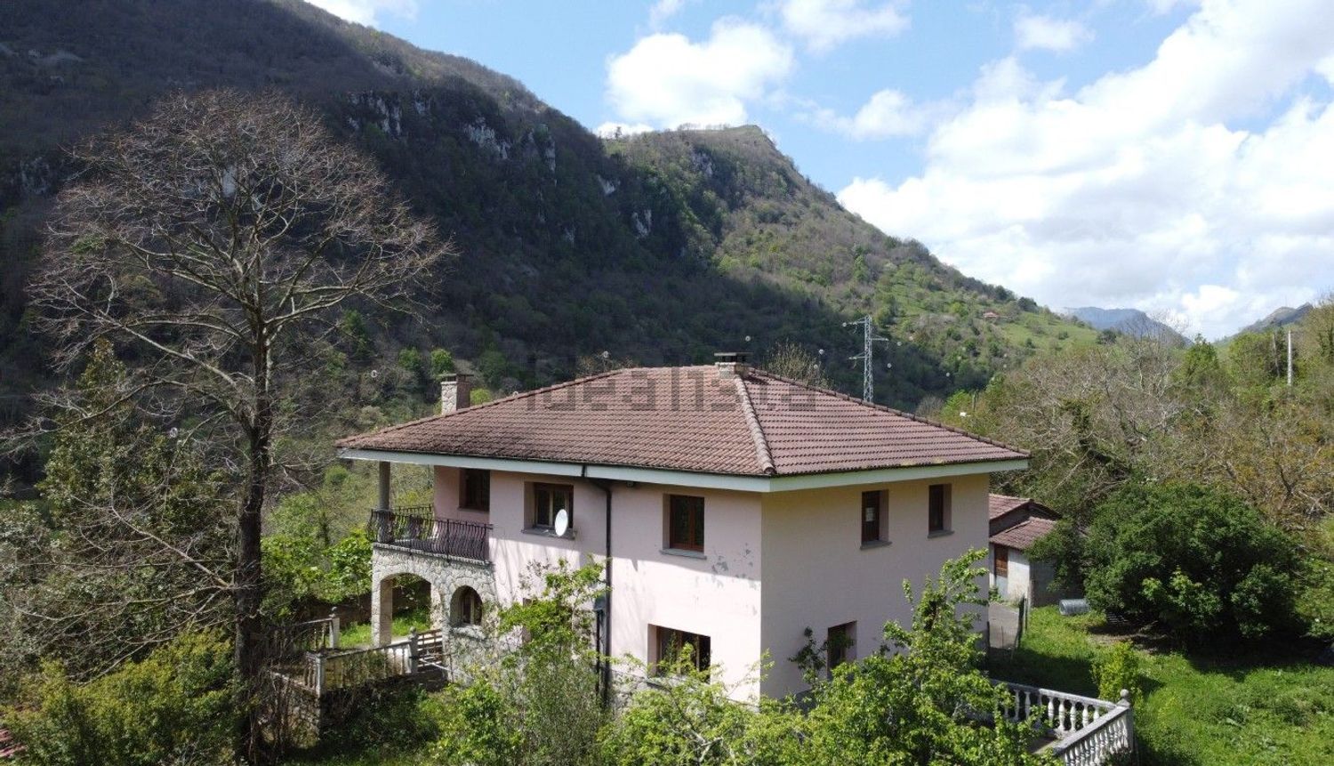 Casa con 5.522 m² de terreno y vistas a la montaña | Amieva - Foto 6