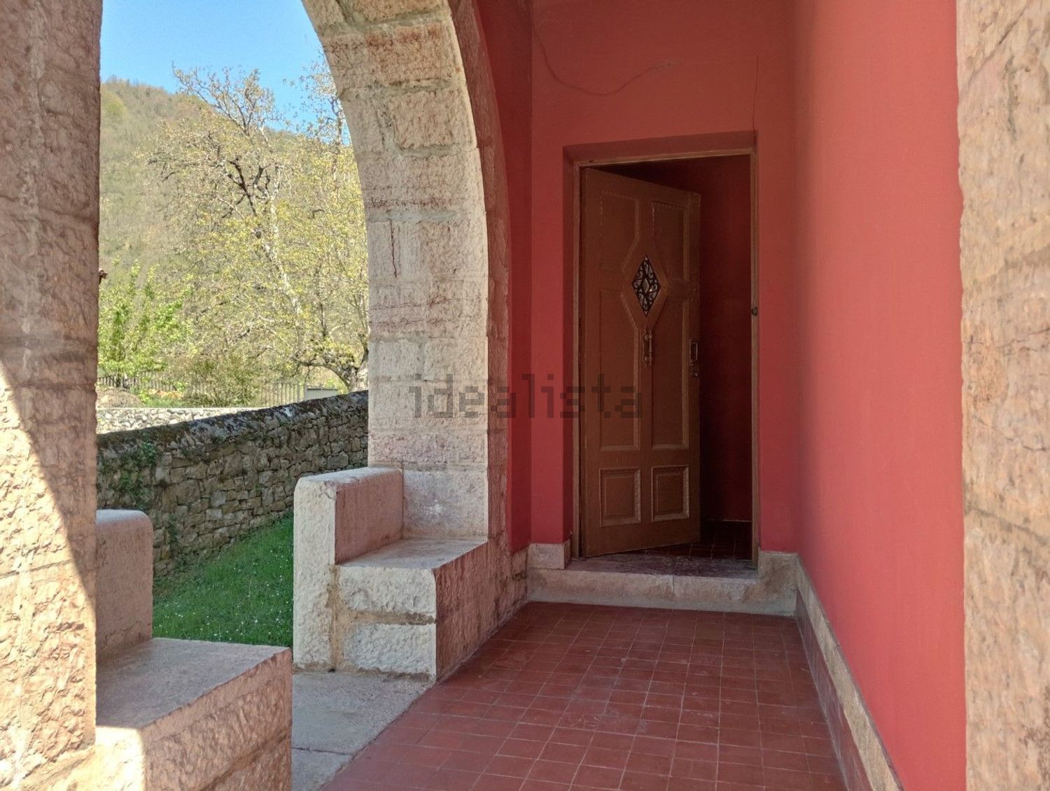Casa de pueblo de dos plantas en Oseja de Sajambre, entre Asturias y León - Foto 17