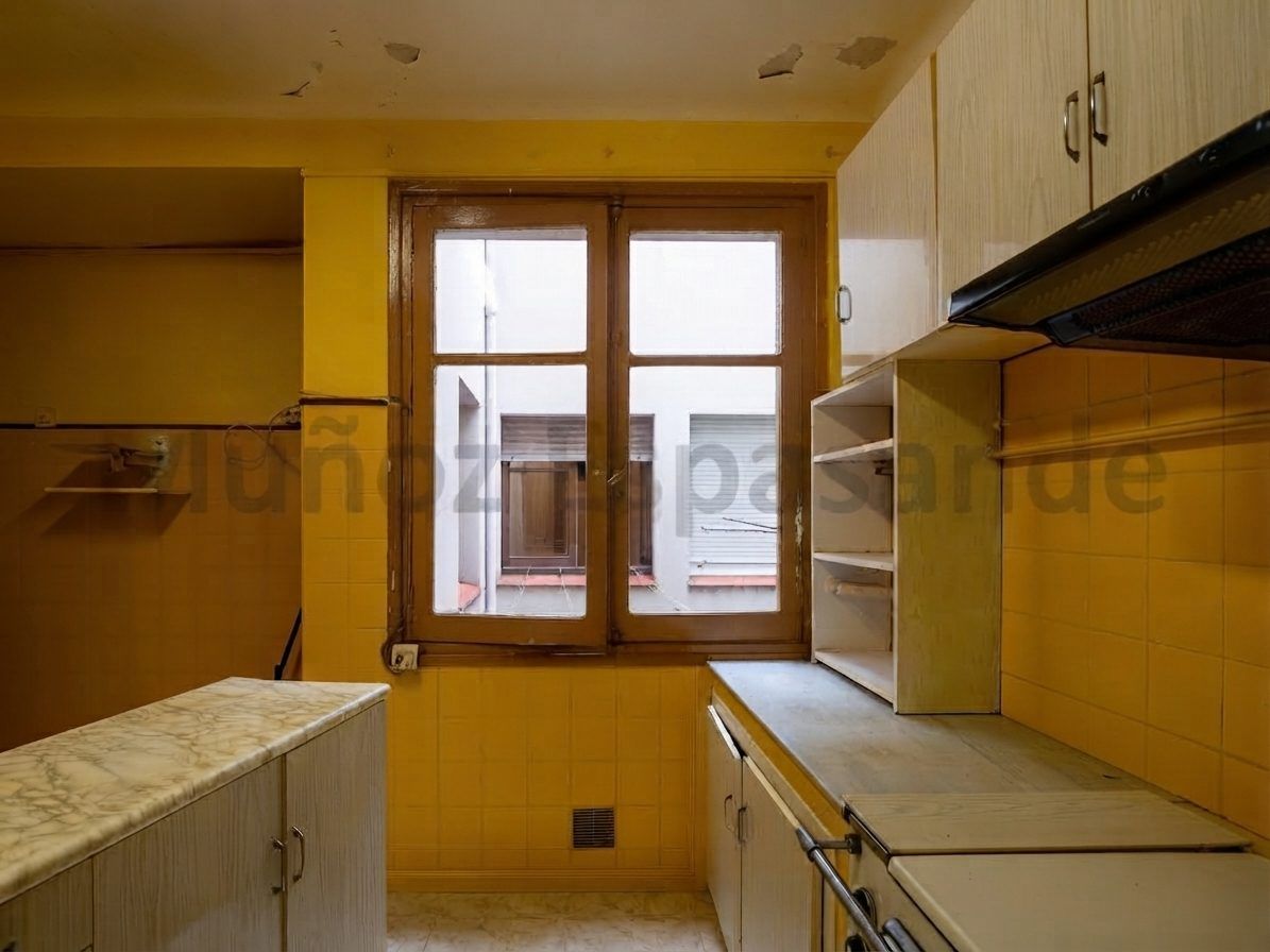 PISO EN VENTA PARA REFORMAR