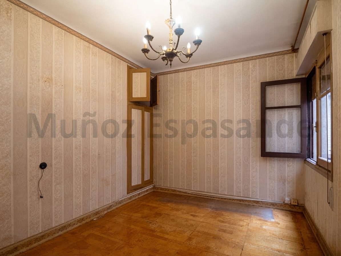 PISO EN VENTA PARA REFORMAR - Foto 3