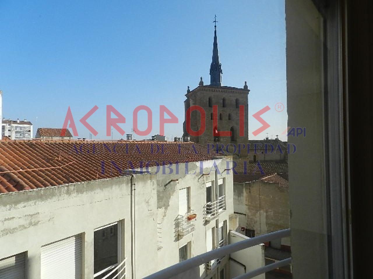 VENTA DE PISO CENTRICO EN BENAVENTE