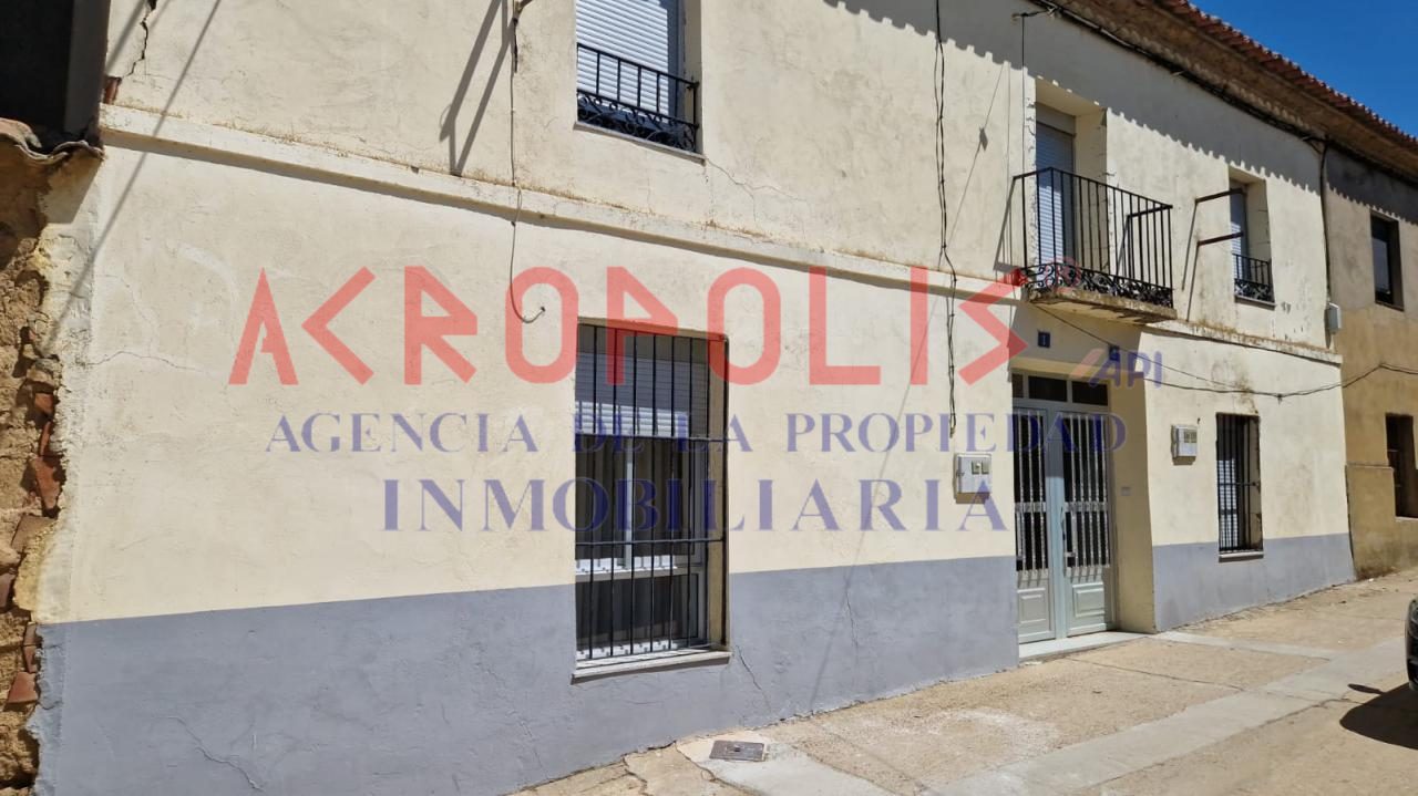 VENTA DE CASA EN VILLALOBOS