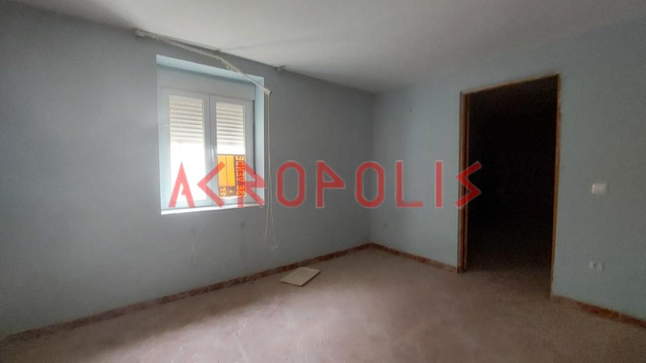 VENTA DE CASA EN VEZDEMARBÁN - Foto 8