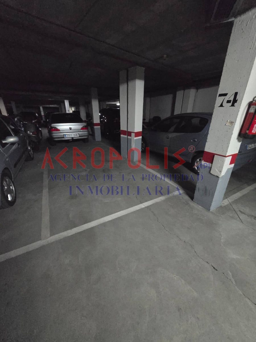 VENTA DE 6 PLAZAS DE GARAJE EN TROBAJO DEL CAMINO, LEON