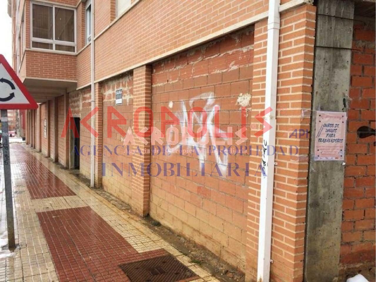 LOCAL LUIS MORAN 61 1C VENTA