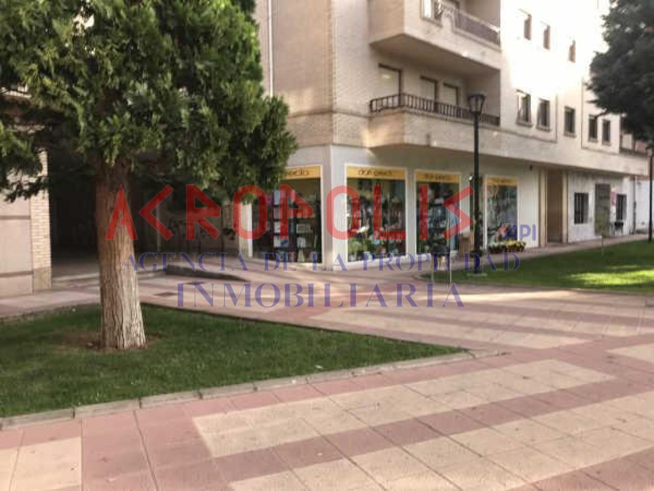 LOCAL COMERCIAL EN VENTA EN LA ROBLA, LEON - Foto 9