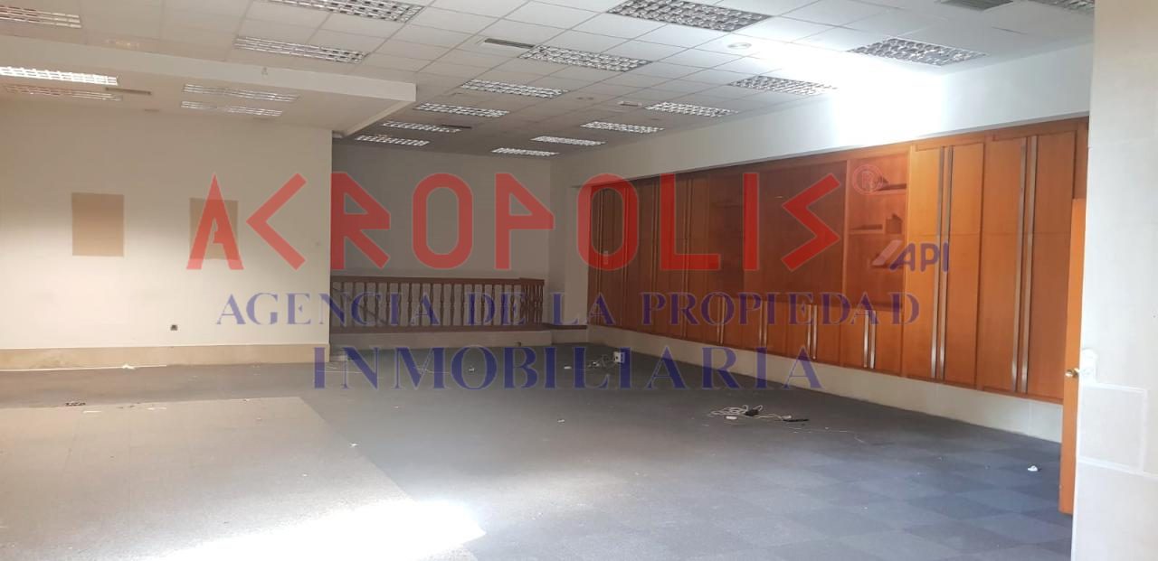VENTA DE LOCAL EN LEÓN - Foto 2