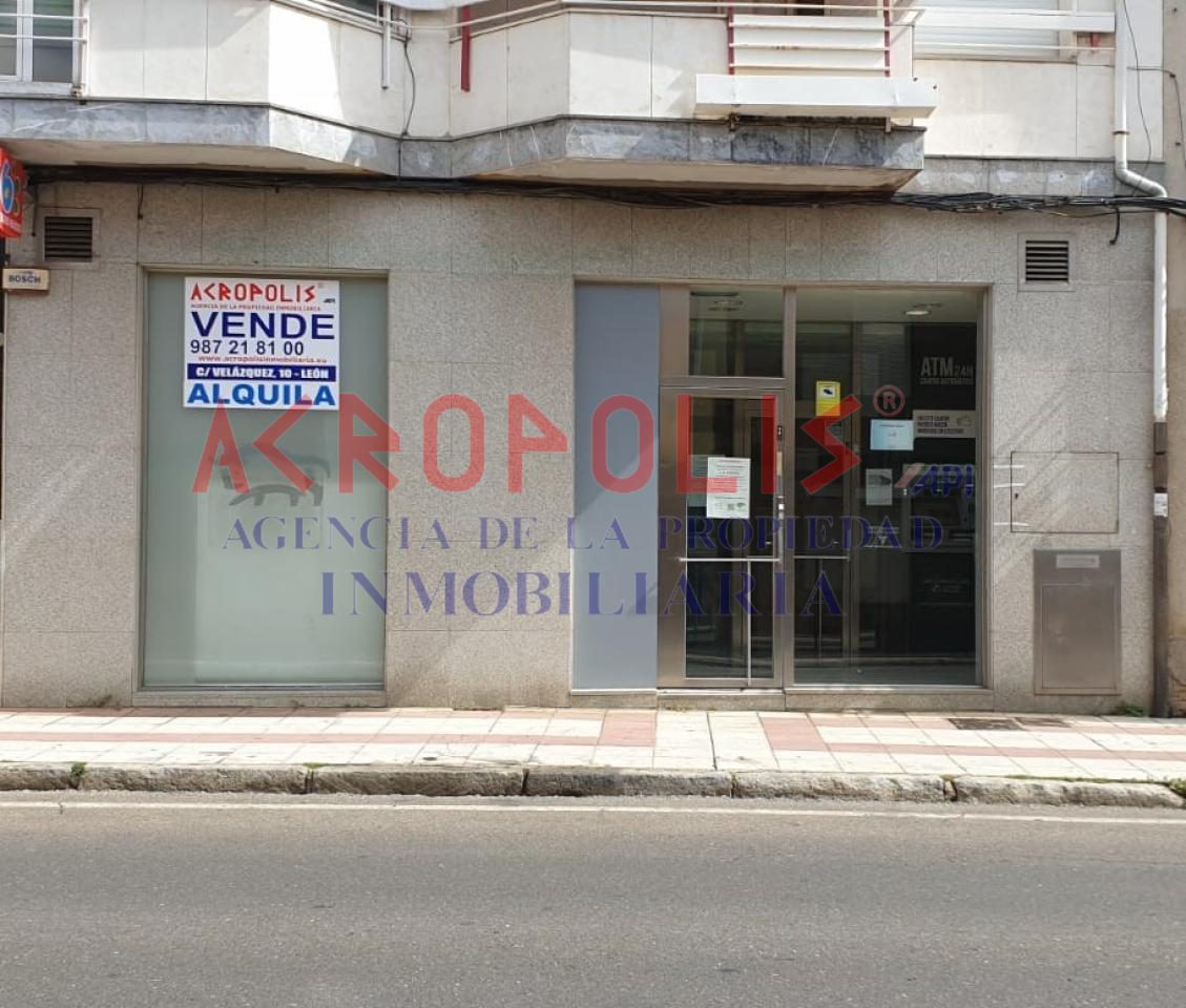 Local en Calle Corpus Christi 222 (San Andres del Rabanedo)