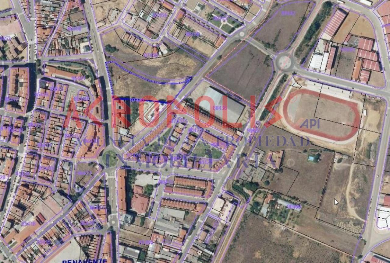 VENTA DE SOLAR EN BENAVENTE