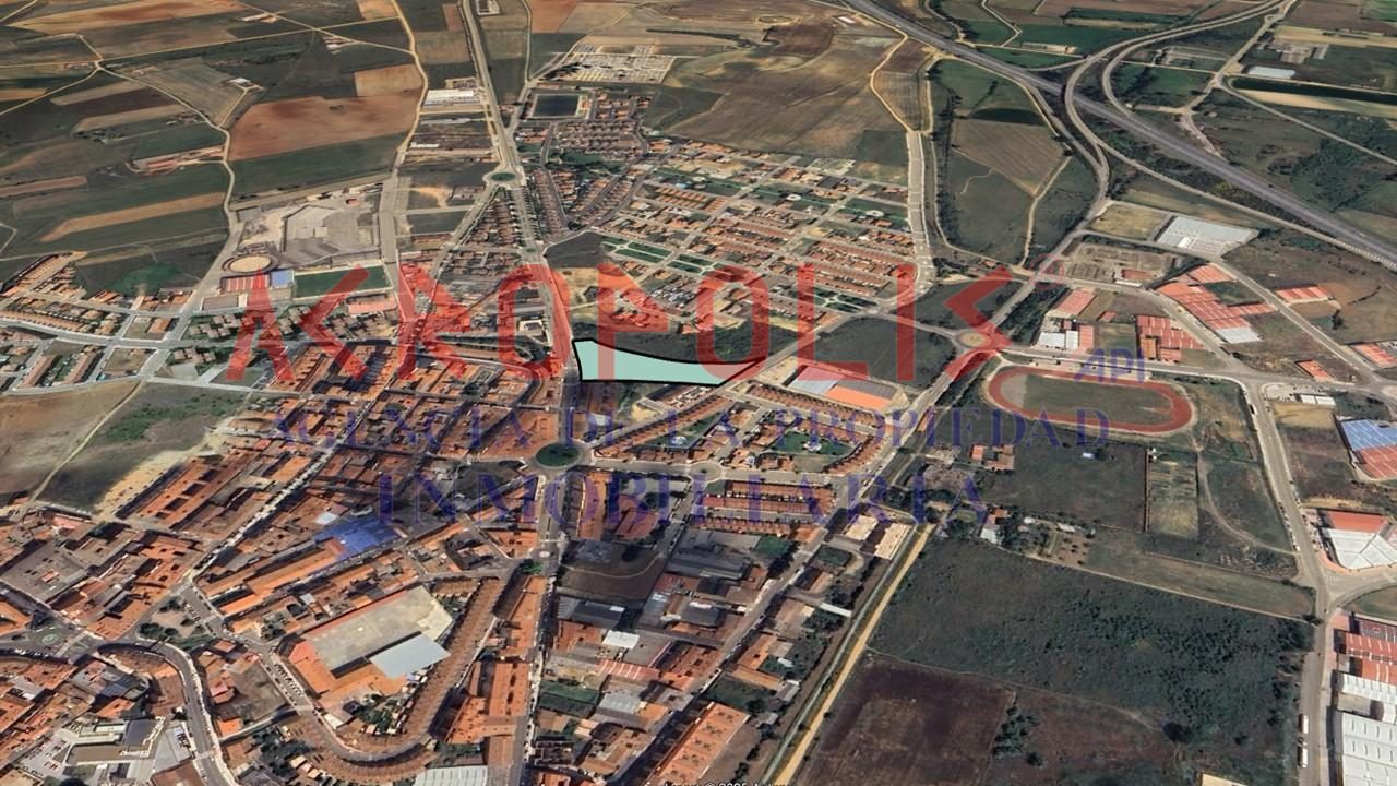 VENTA DE SOLAR EN BENAVENTE