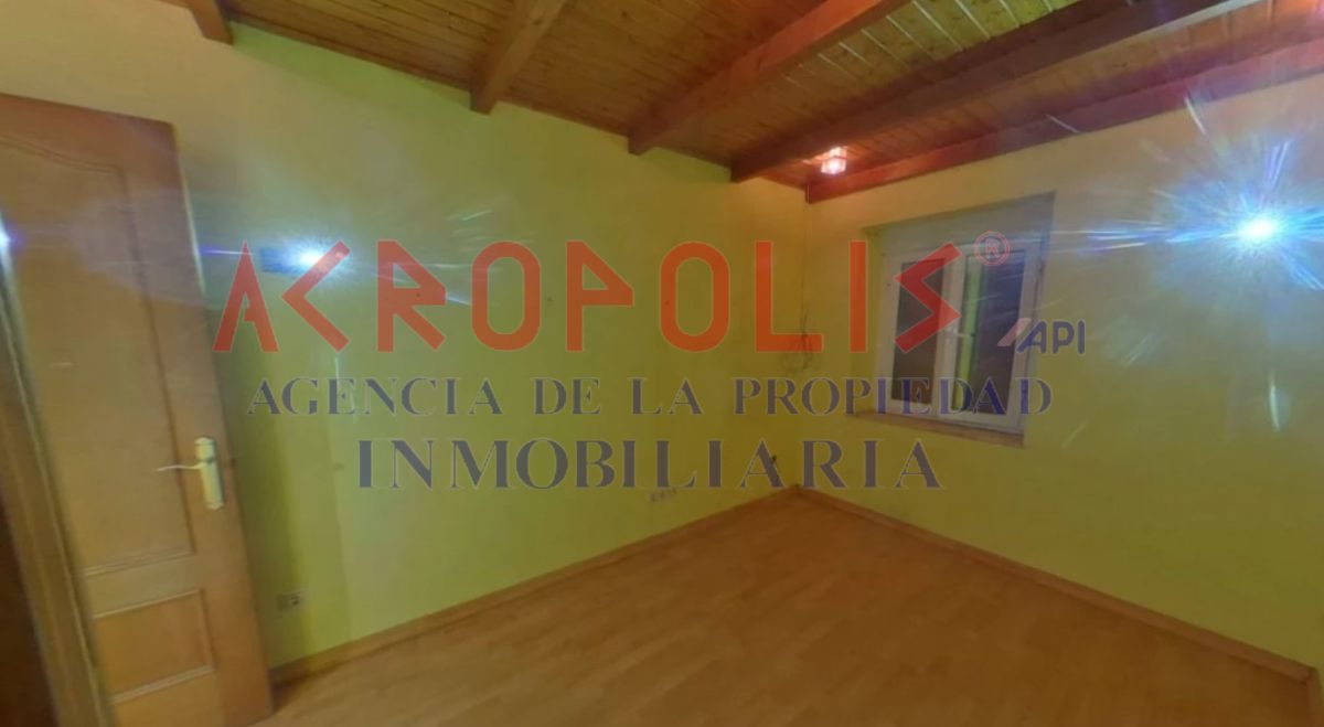 VENTA DE CASA CON PARCELA EN LA POLA DE GORDÓN, LEÓN - Foto 21