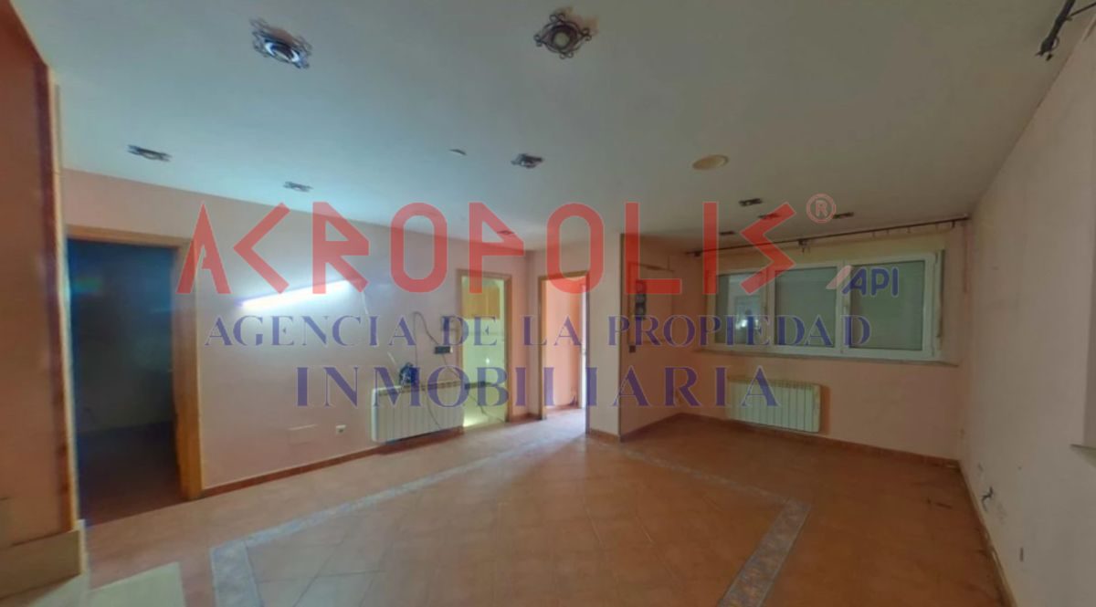 VENTA DE CASA CON PARCELA EN LA POLA DE GORDÓN, LEÓN - Foto 5