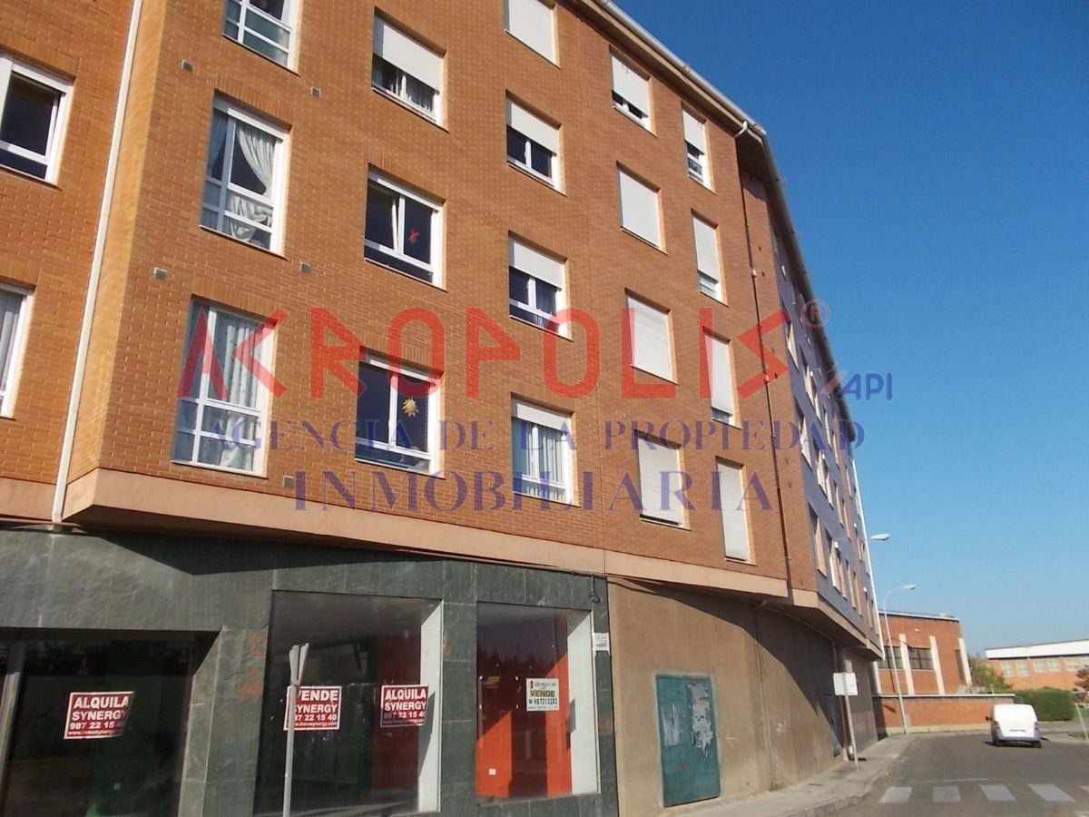 VENTA DE LOCAL EN ANTIBIÓTICOS, LEÓN