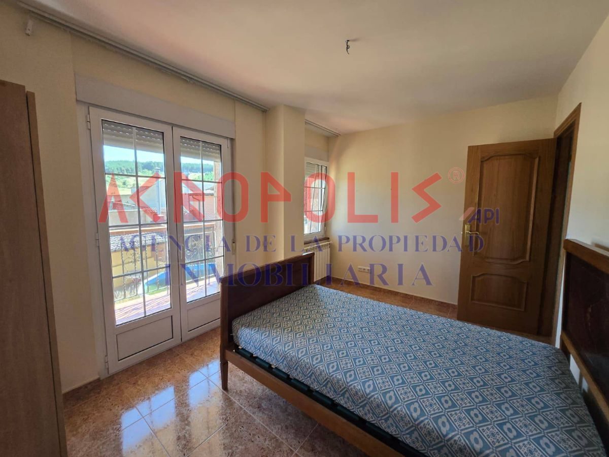 VENTA DE CASA ADOSADA EN GRADEFES, LEÓN - Foto 10