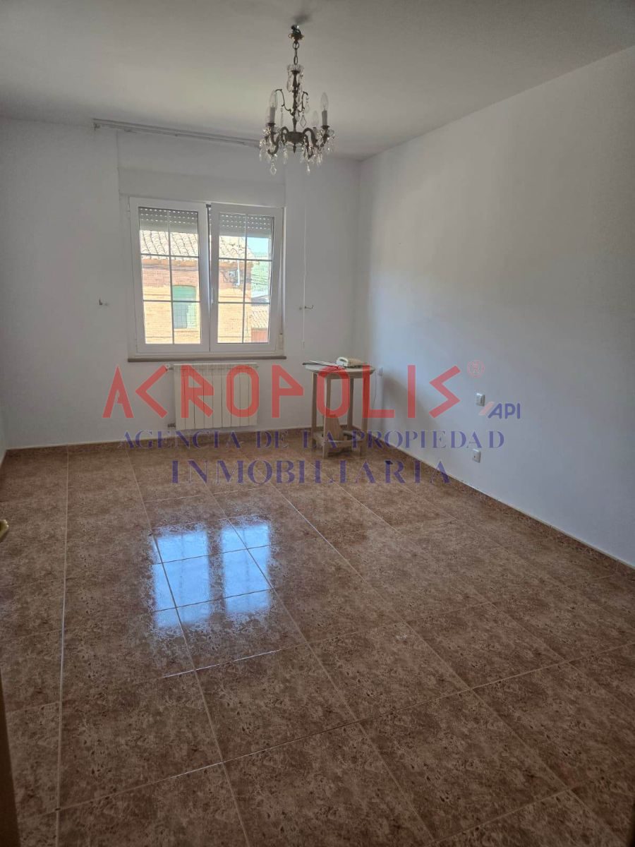 VENTA DE CASA ADOSADA EN GRADEFES, LEÓN - Foto 13
