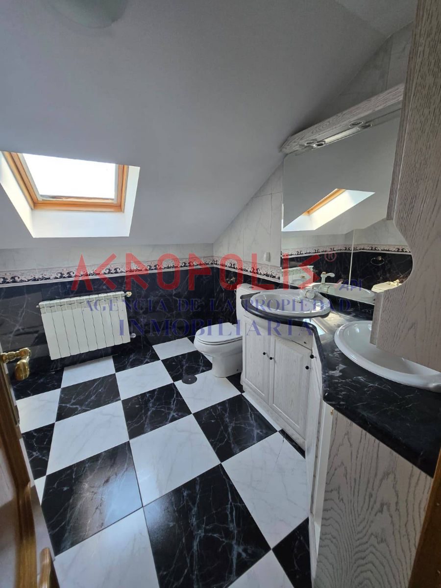 VENTA DE CASA ADOSADA EN GRADEFES, LEÓN - Foto 21