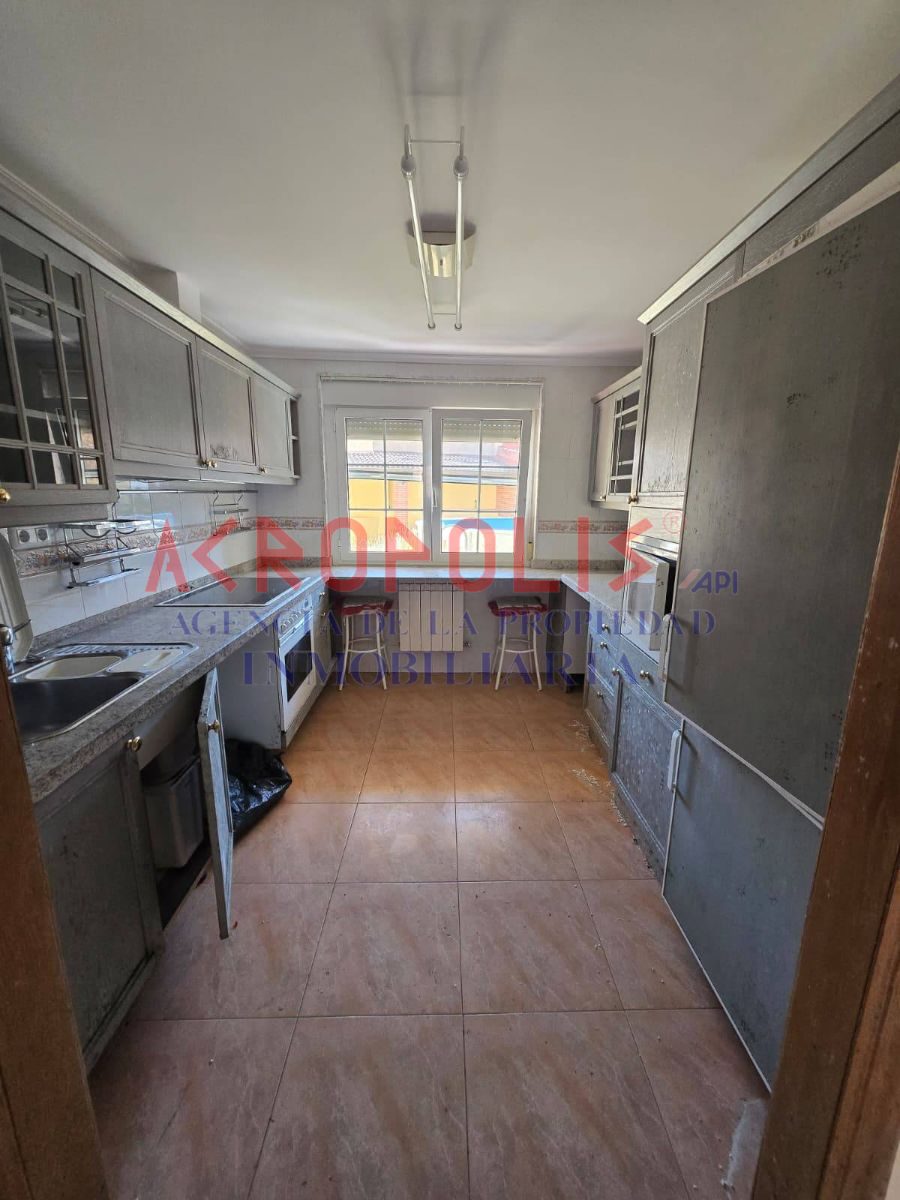 VENTA DE CASA ADOSADA EN GRADEFES, LEÓN - Foto 7