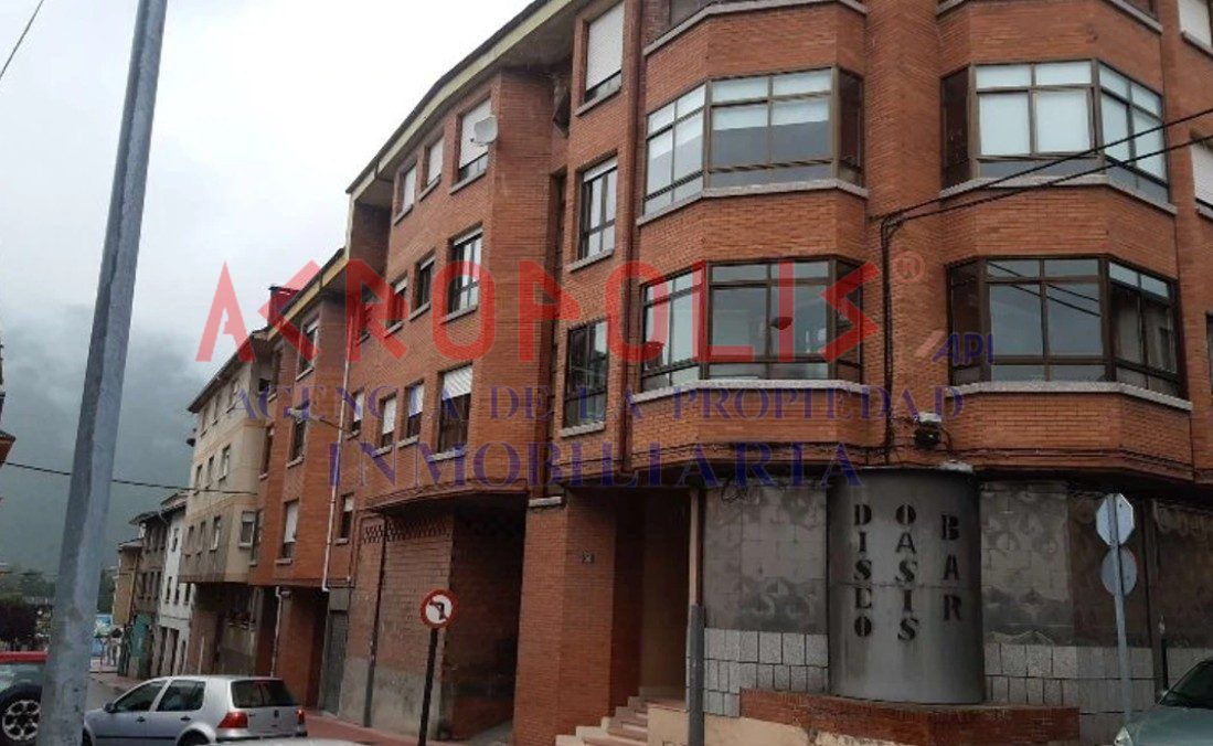 VENTA DE LOCAL EN VILLABLINO - Foto 3