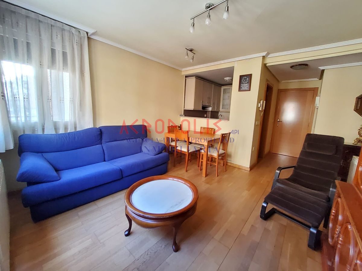 VENTA DE PISO EN TROBAJO DEL CAMINO, LEÓN - Foto 3