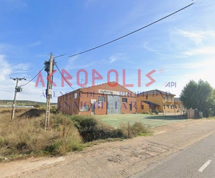 VENTA DE NAVE INDUSTRIAL EN QUIRUELAS
