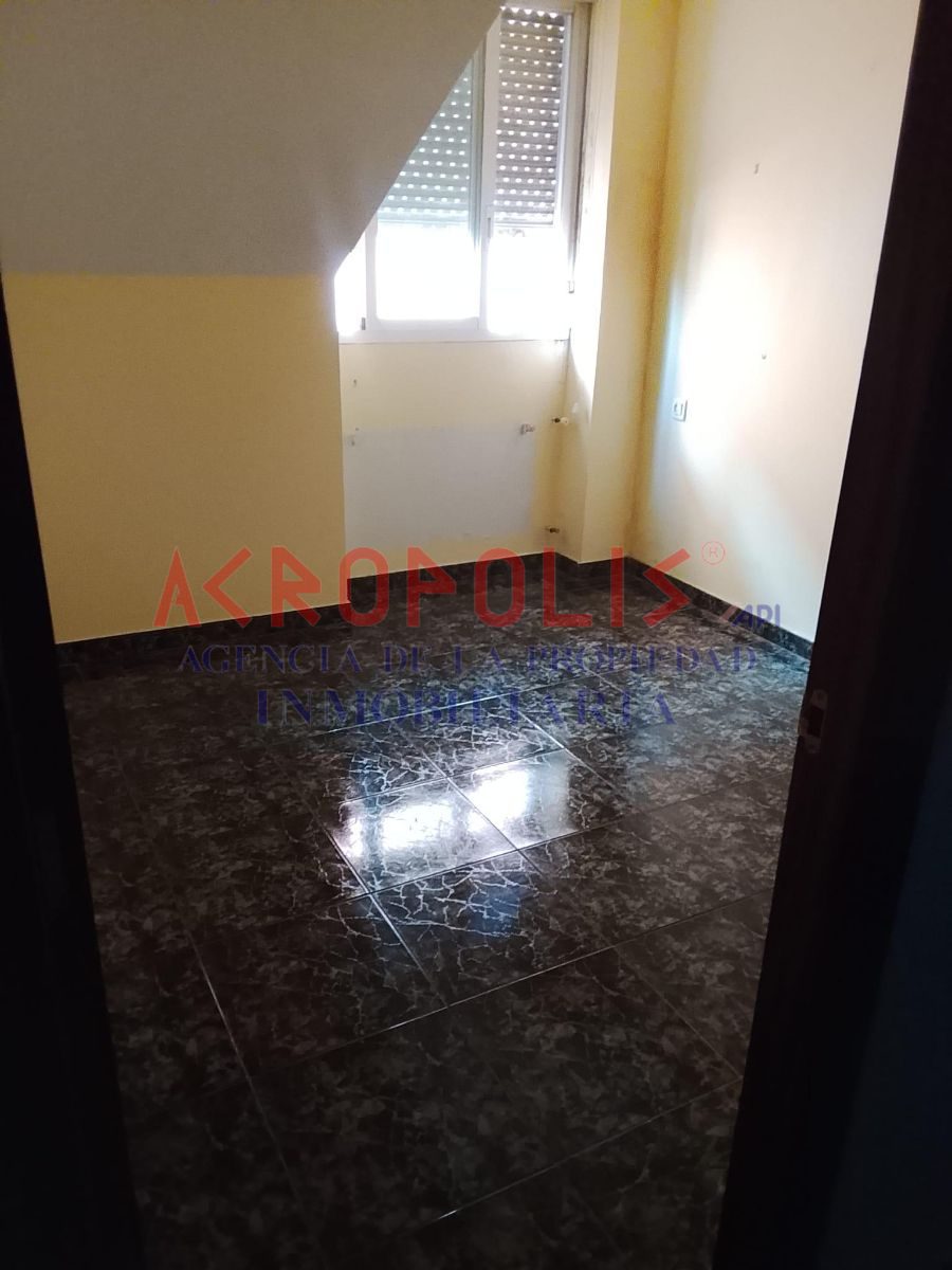 VENTA DE PISO EN BEMBIBRE, LEÓN - Foto 4