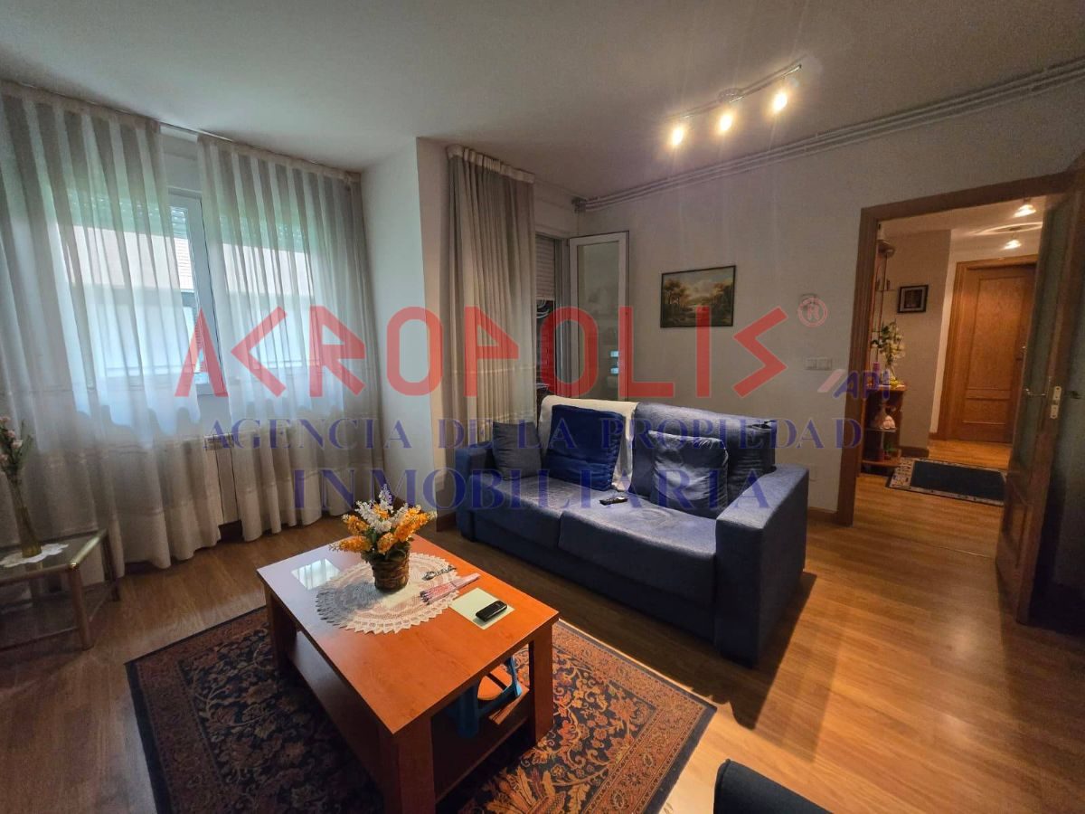 VENTA DE APARTAMENTO EN PUENTE CASTRO, LEÓN