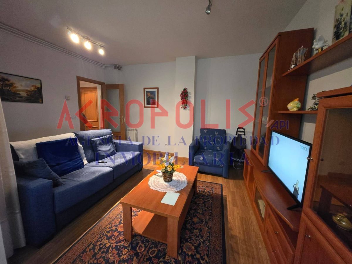 VENTA DE APARTAMENTO EN PUENTE CASTRO, LEÓN