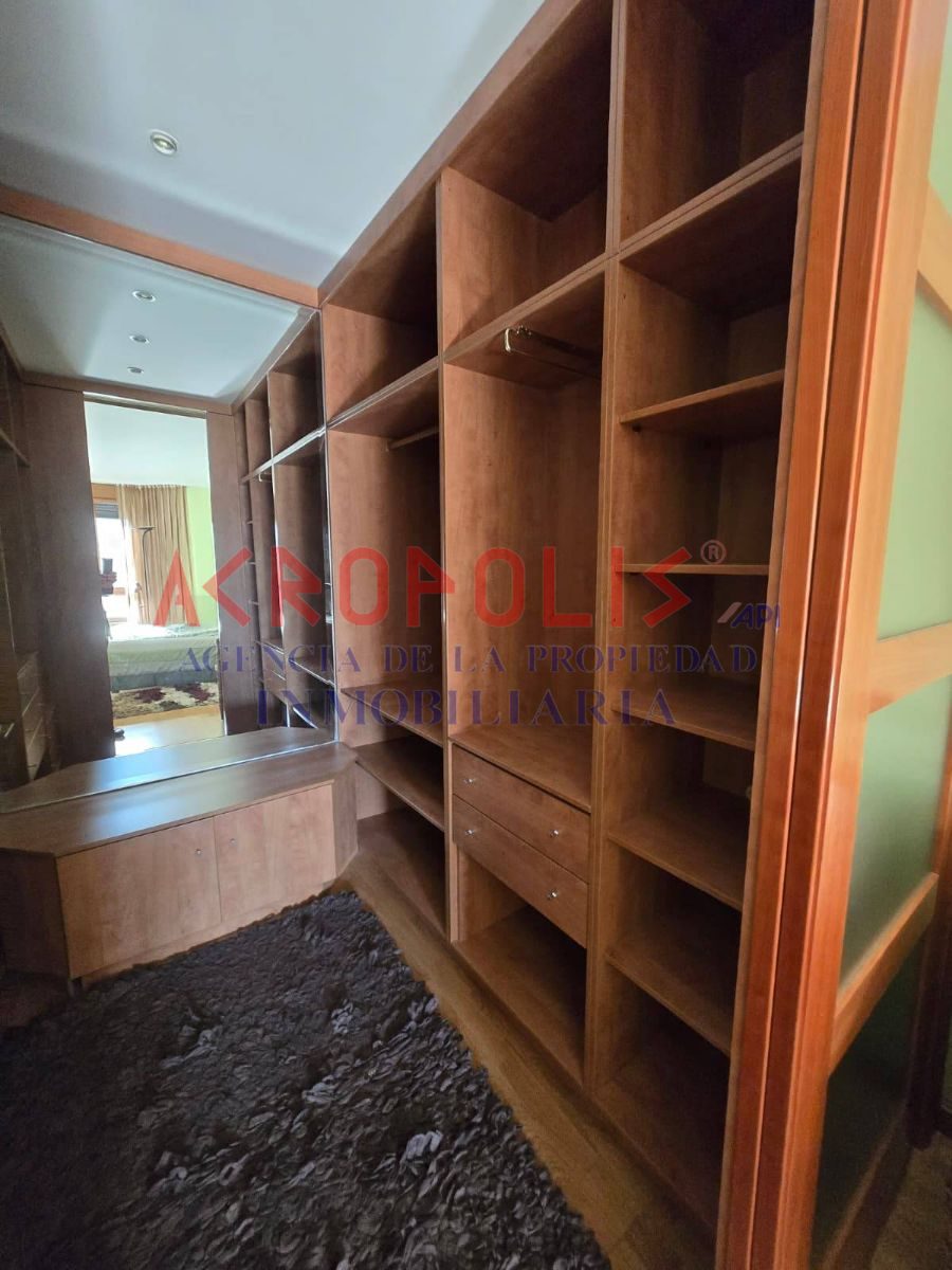 VENTA DE CASA ADOSADA CON GRAN NAVE, TERRAZA Y ESPACIOS ÚNICOS EN VILECHA - Foto 15