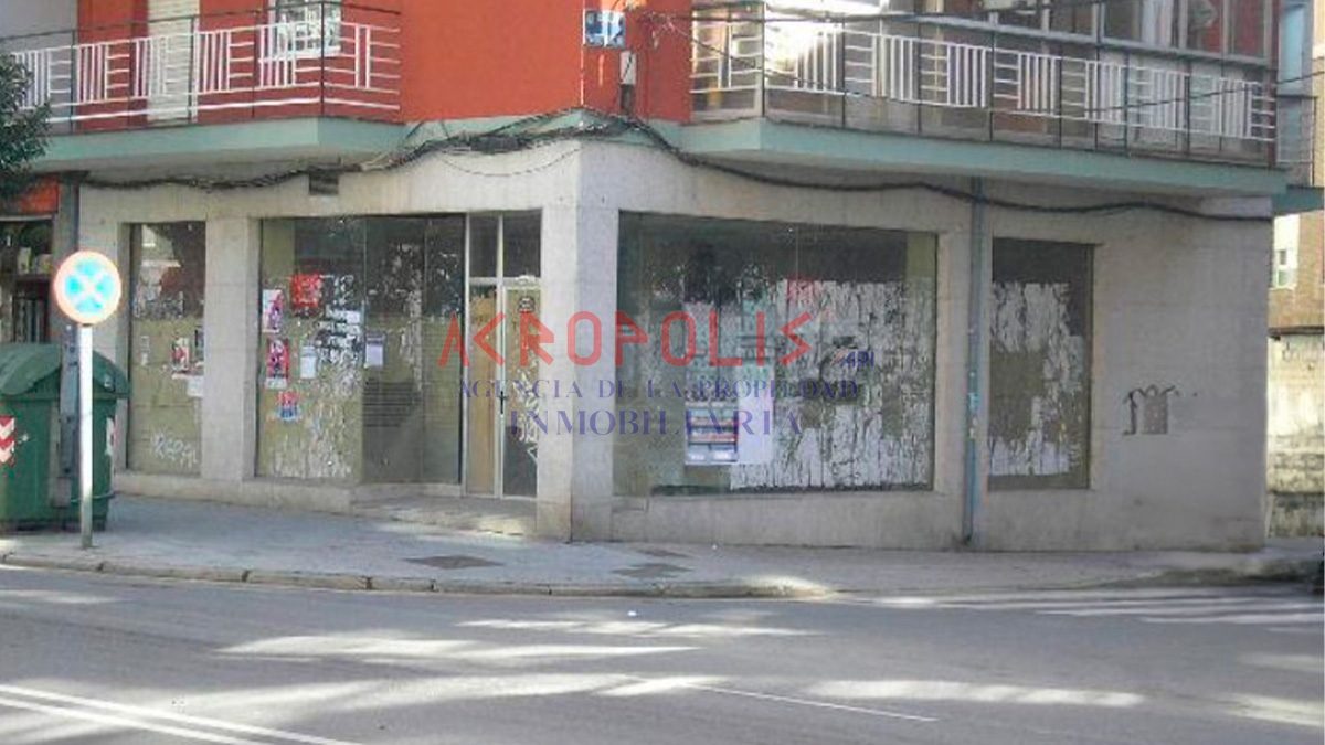 VENTA DE LOCAL COMERCIAL EN PLAZA QUEVEDO, LEÓN