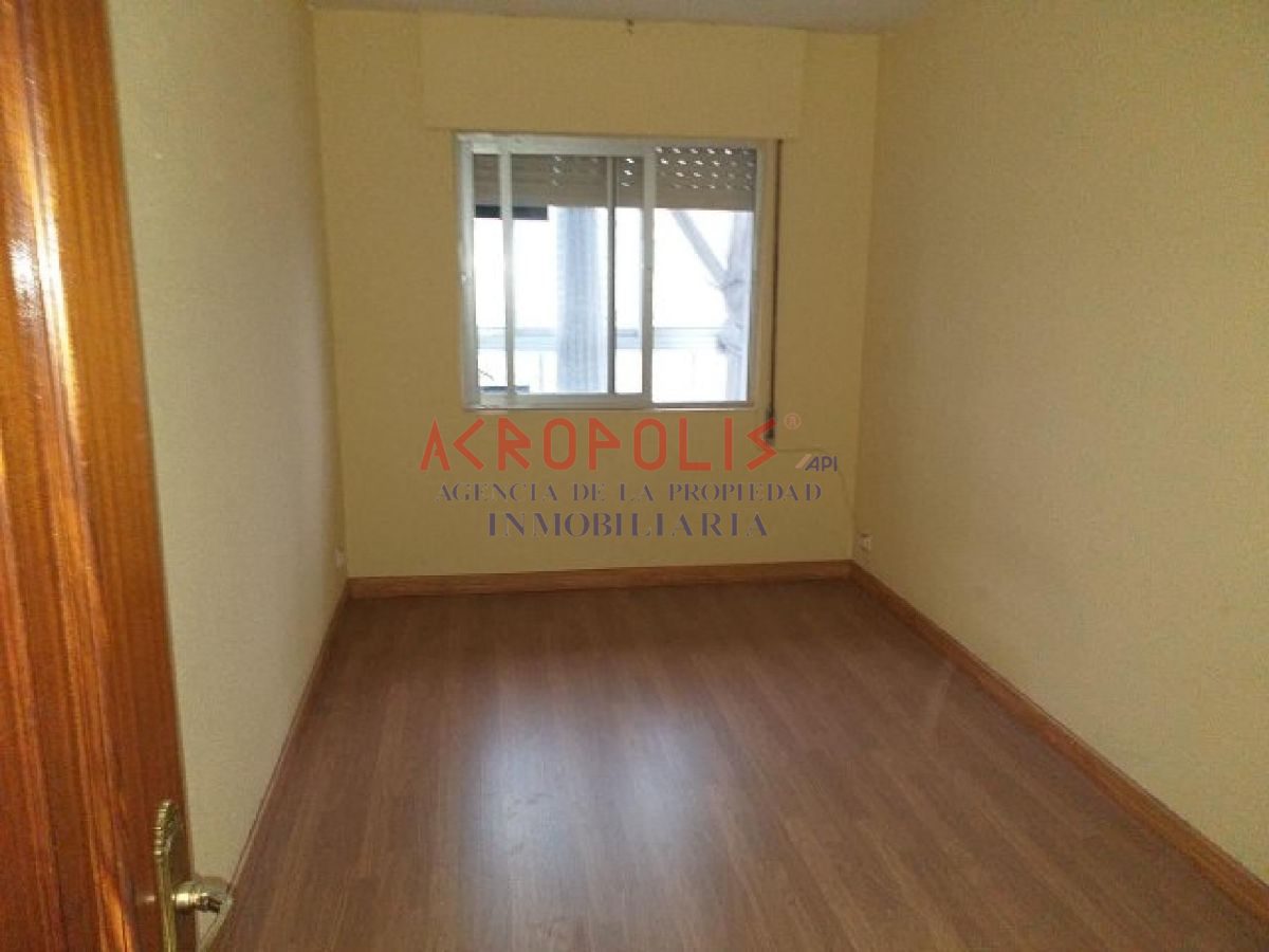 VENTA DE PISO EN BEMBIBRE, LEÓN - Foto 3