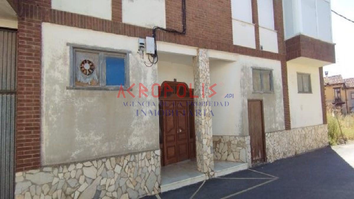 VENTA DE PISO EN CARRIZO, LEÓN