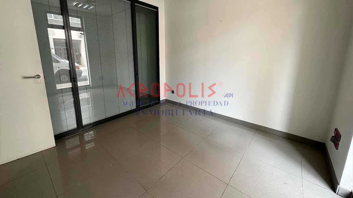 VENTA DE LOCAL COMERCIAL EN CISTIERNA, LEÓN - Foto 11