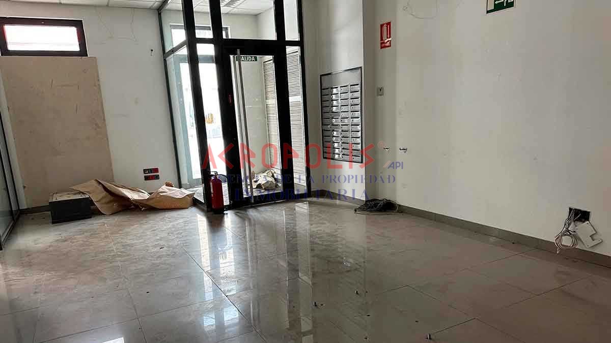 VENTA DE LOCAL COMERCIAL EN CISTIERNA, LEÓN - Foto 17