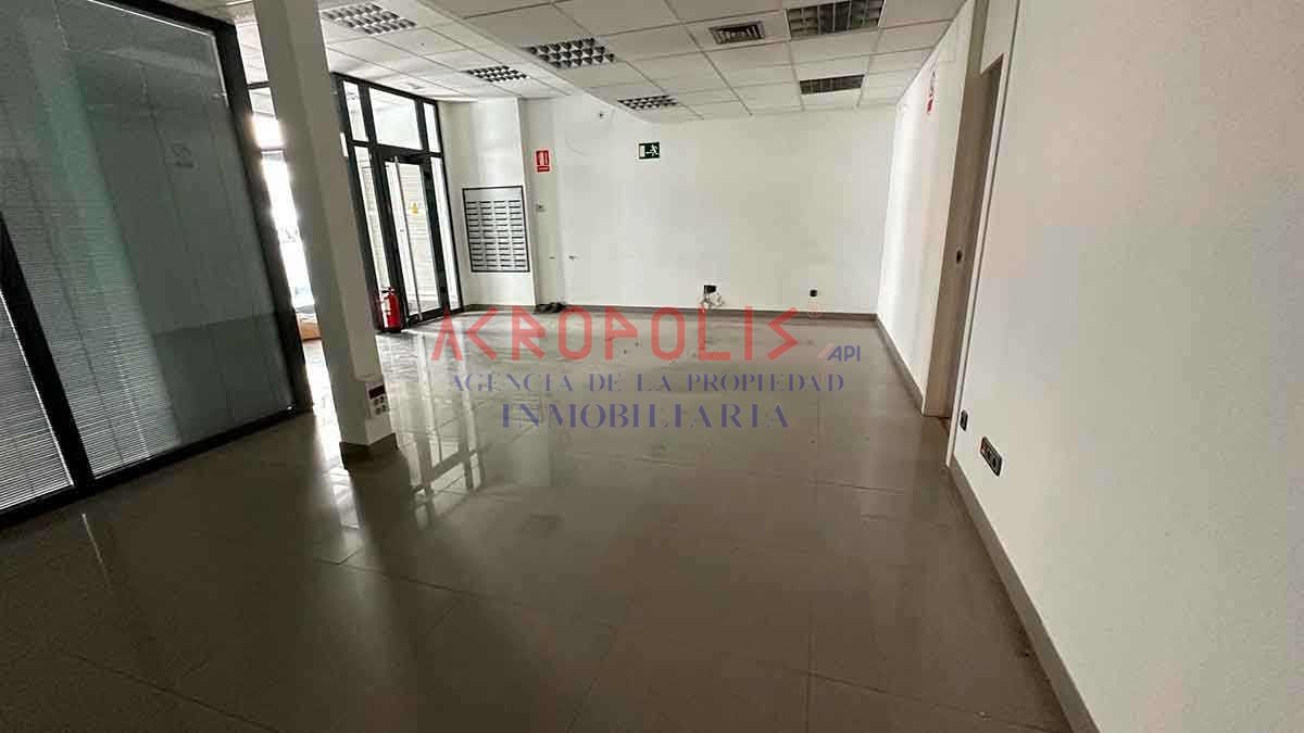 VENTA DE LOCAL COMERCIAL EN CISTIERNA, LEÓN - Foto 20
