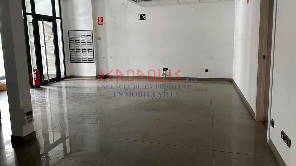VENTA DE LOCAL COMERCIAL EN CISTIERNA, LEÓN - Foto 21