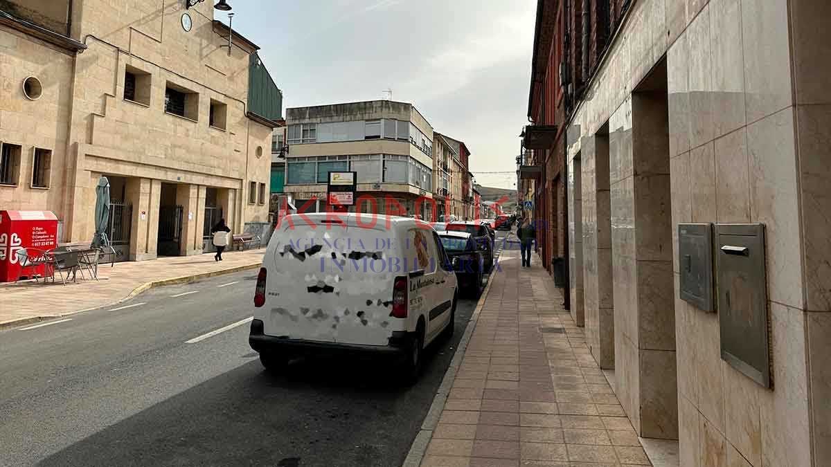 VENTA DE LOCAL COMERCIAL EN CISTIERNA, LEÓN - Foto 6