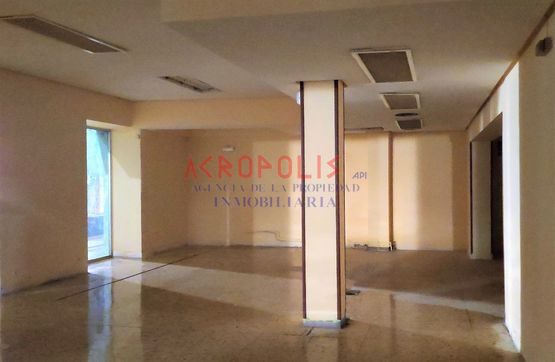 VENTA DE LOCAL COMERCIAL EN BEMBIBRE, LEÓN - Foto 6