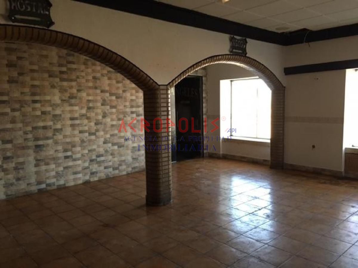 VENTA DE HOTEL EN ROPERUELOS DEL PÁRAMO, LEÓN - Foto 4