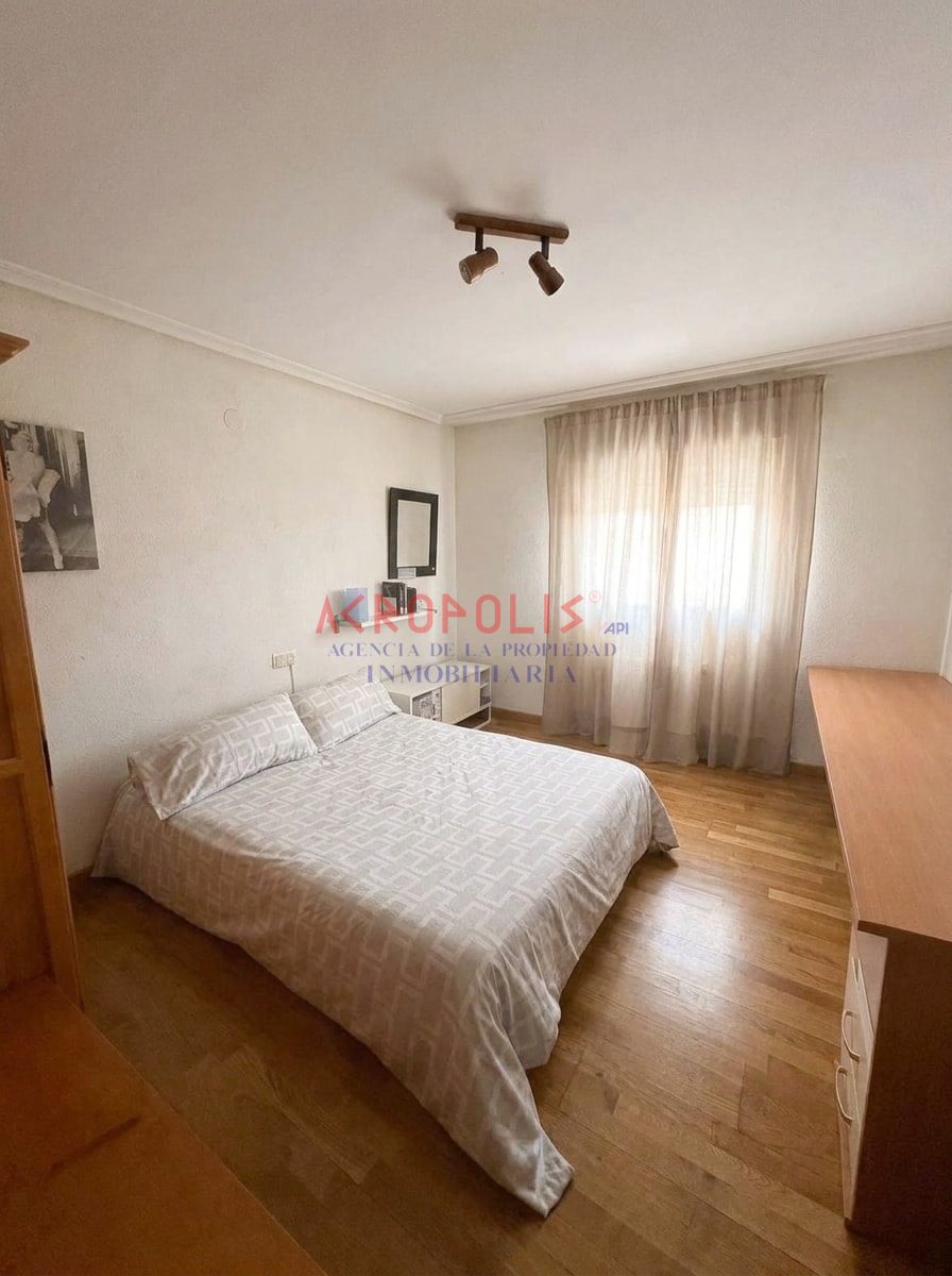 VENTA DE PISO EN LA CHANTRÍA, LEÓN