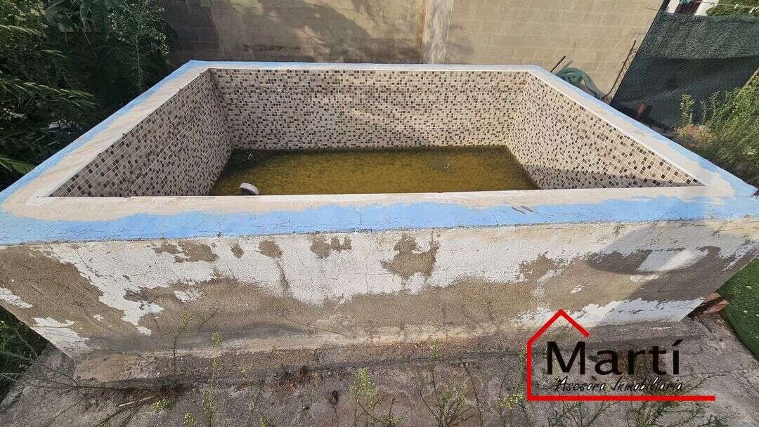 Gran parcela urbana con piscina y vivienda para reformar - Foto 5