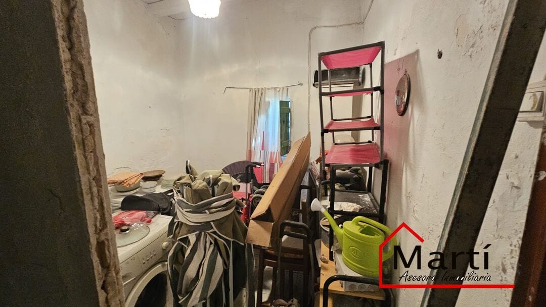 Gran parcela urbana con piscina y vivienda para reformar - Foto 9