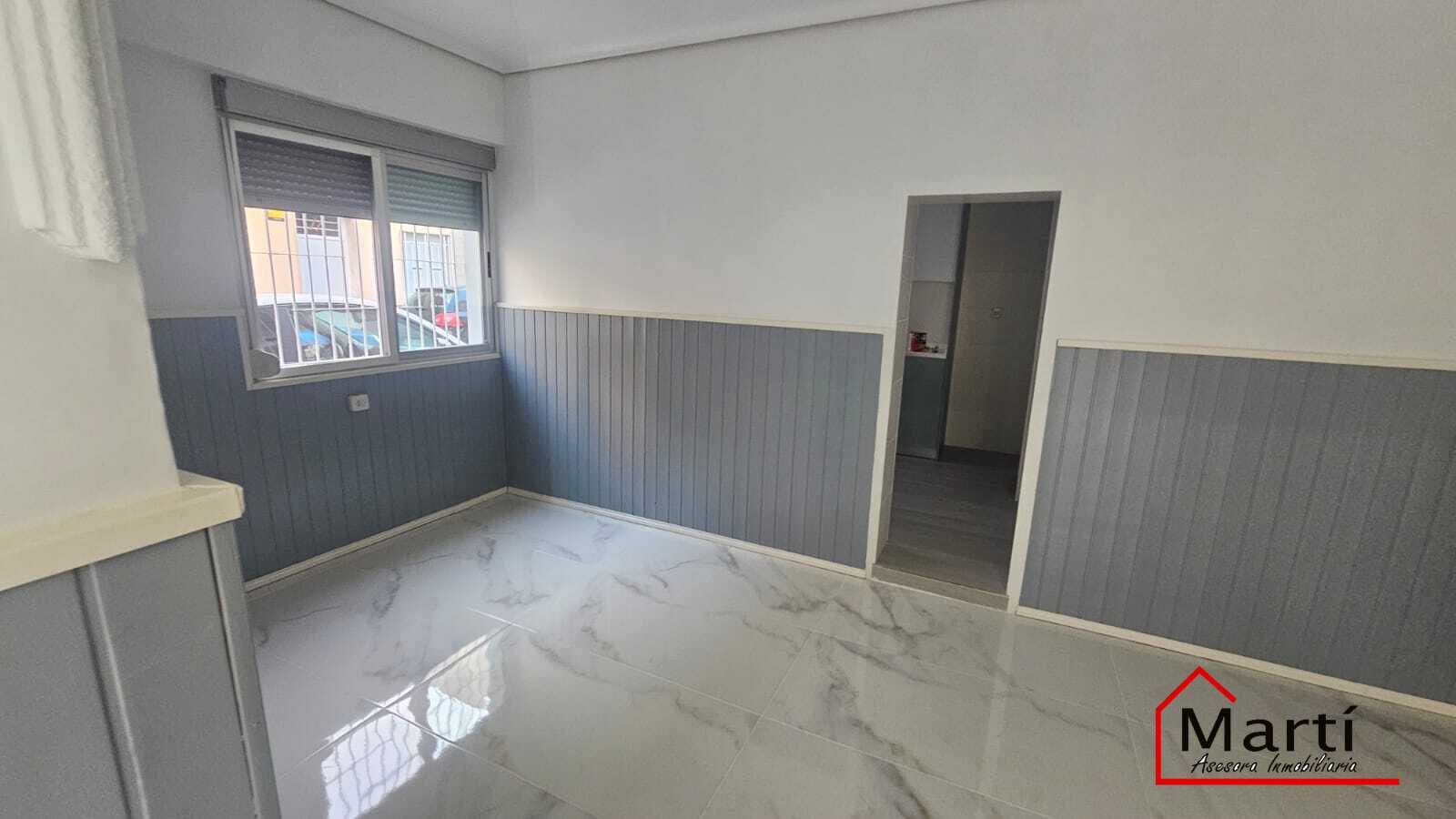 Chalet esquinero reformado de 4 habitaciones con terraza en Burriana - Foto 12