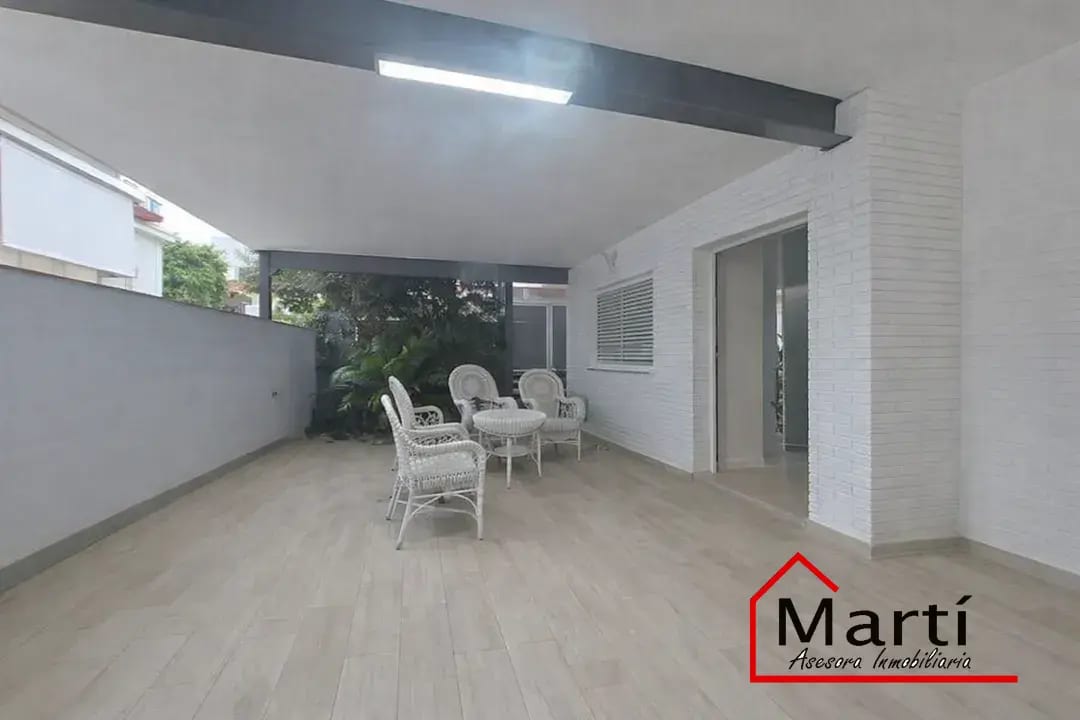 CHALET CON SOLARIUM Y VISTAS AL ARENAL DE BURRIANA - Foto 2